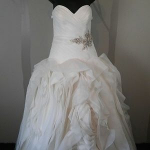 Size 12 NWT wedding dress, Ivory